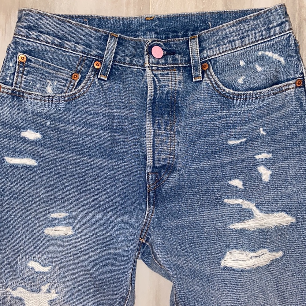 Levi’s 150 Yr. Ann. Selvedge Capital E 501, XOXO Collab., 28x30, EUC, $225 MSRP - Picture 13 of 13